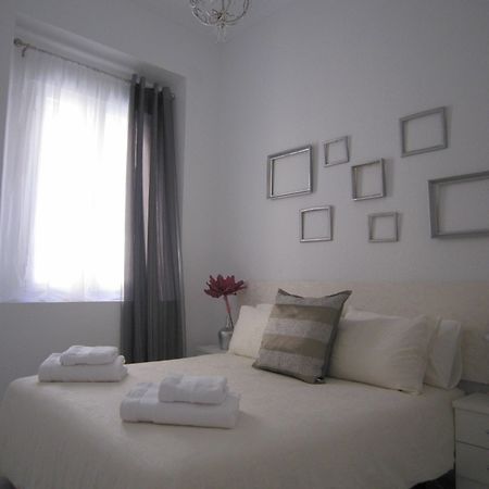 Bromham Apartment Seville Exterior photo